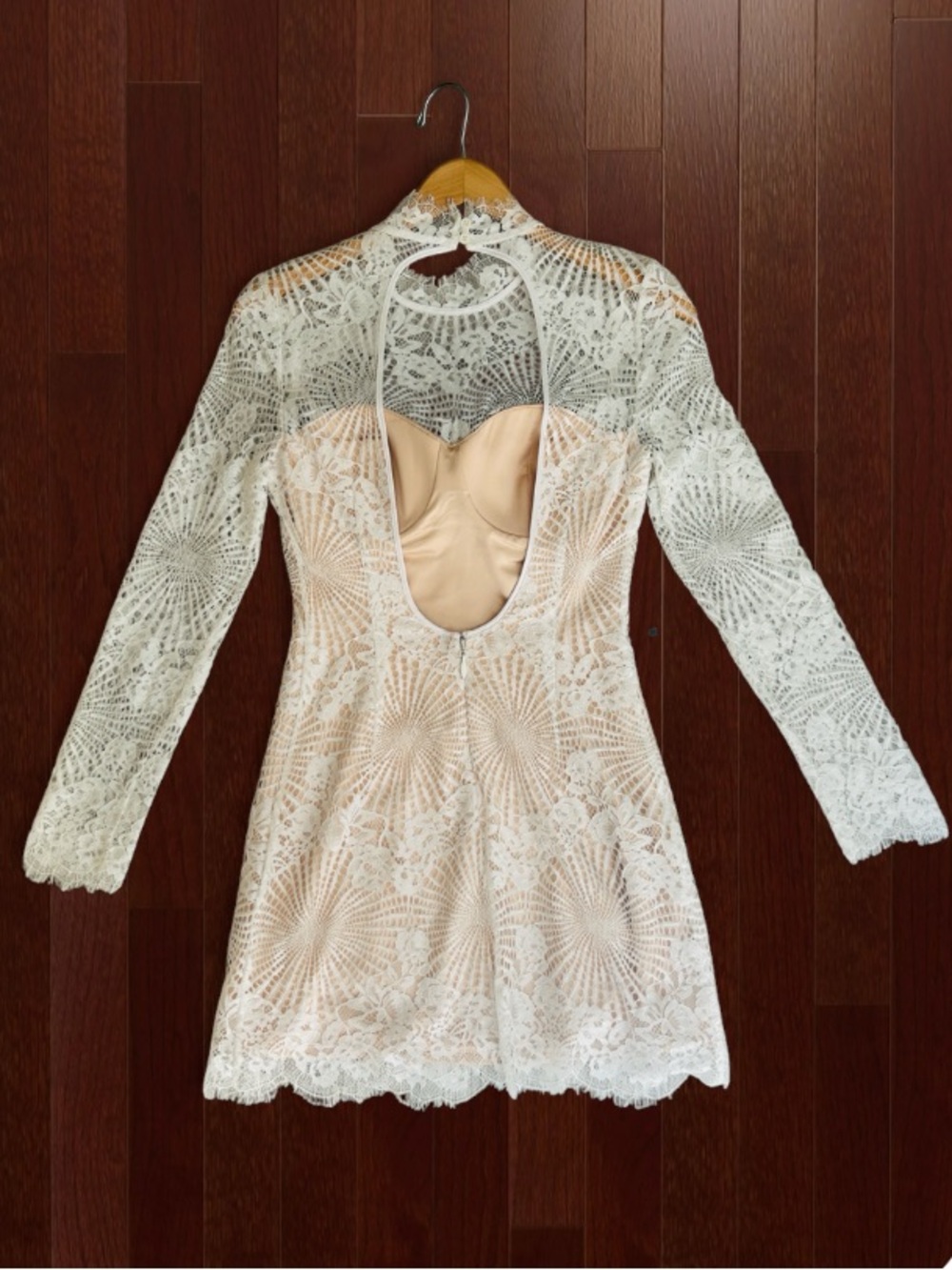 👗 Bebe The Jessica Floral Lace Cut Out Dress Vintage 2 NWT - Picture 5 of 13